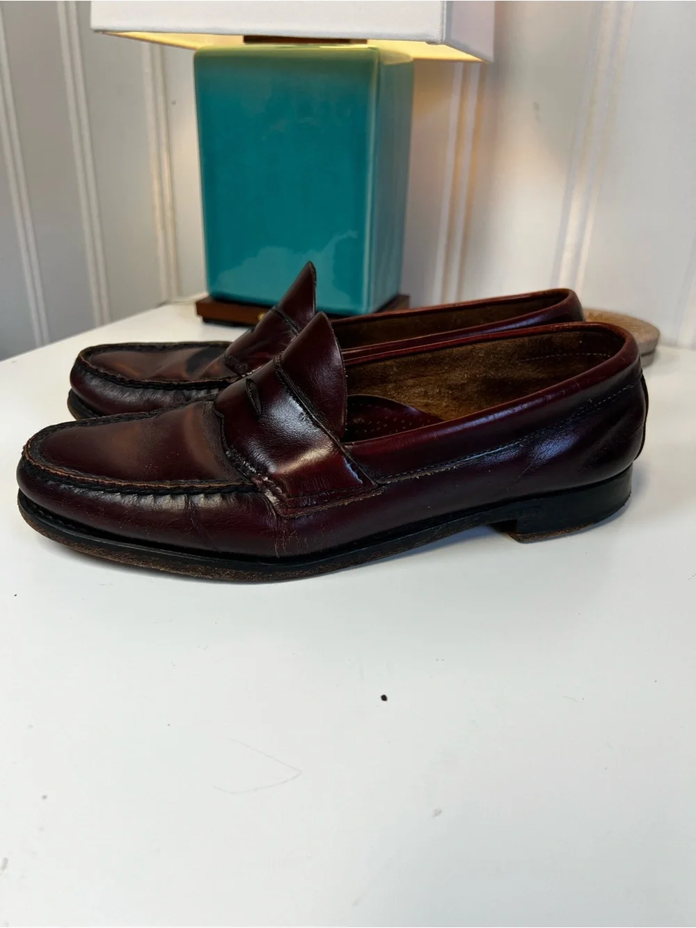 Vintage GH Bass Weejuns Oxblood Burgundy Leather Penny Loafers Made in USA 8 men